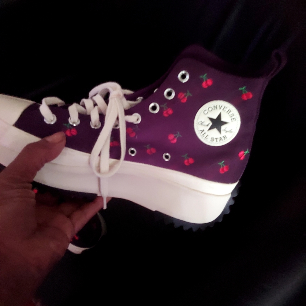 Converse Chuck Taylor All Star in Black and White - Picture 9 of 15